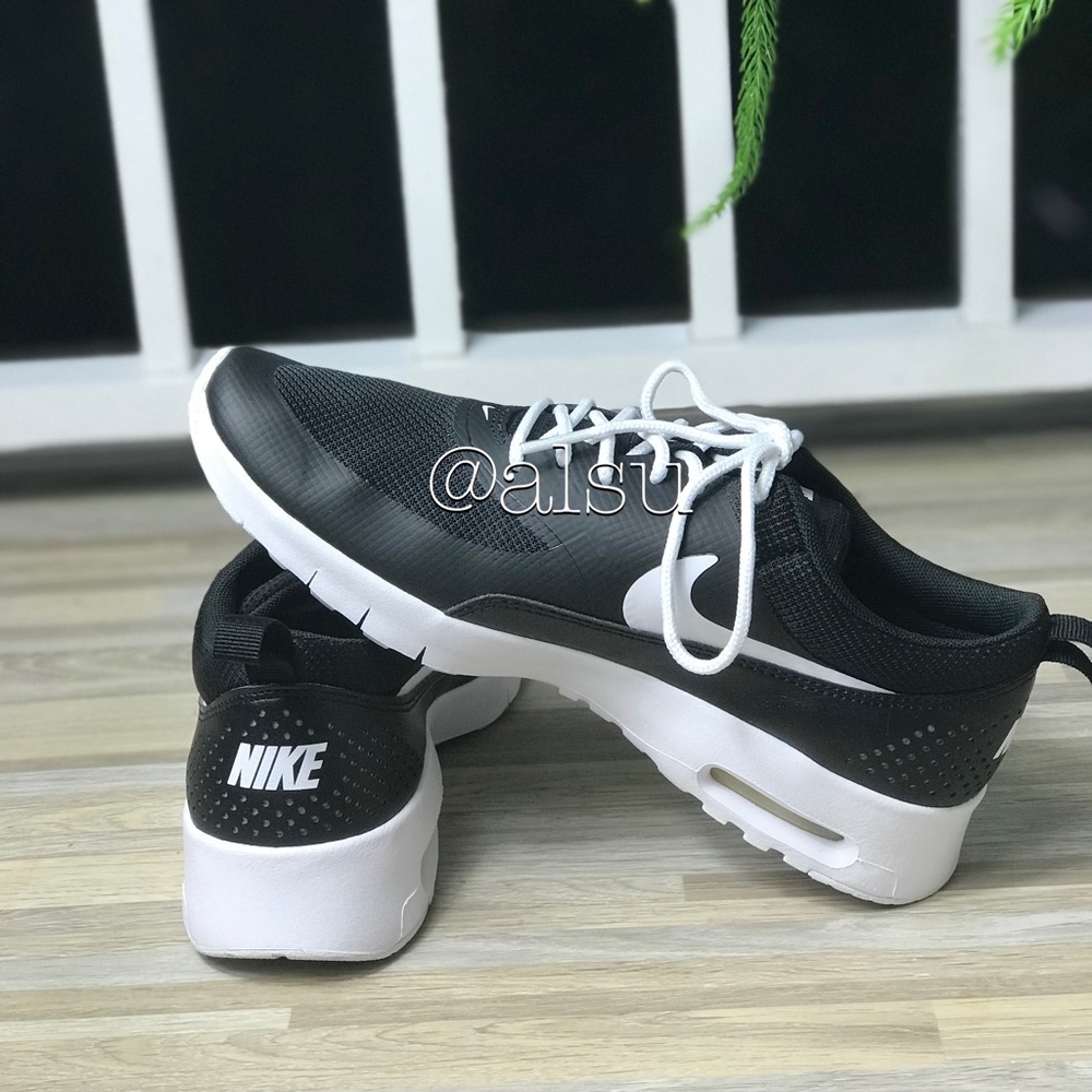 NWT Nike Air Max Thea GS w/Black WMNS - Picture 6 of 8